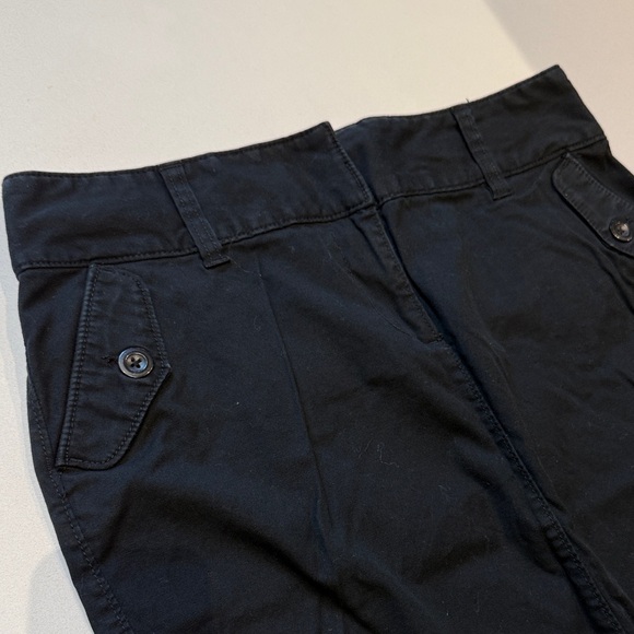 Old Navy Black Stretch Cotton Low Waist Mini Skirt, Size 8 - Picture 2 of 9